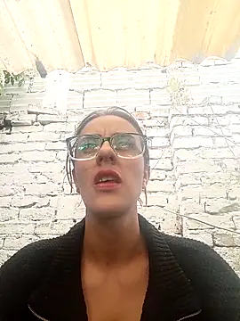 Jade 1-9 online show from November 12, 2025, 6:56 pm