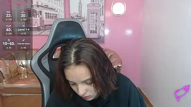 Snapshot of mia_foster_t chatting on December 15, 2025, 1:39 pm mia foster t online show from December 15, 2025, 1:39 pm