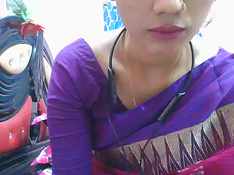 Snapshot of night_queeen7 chatting on October 24, 2025, 2:38 pm night queeen7 online show from October 24, 2025, 2:38 pm