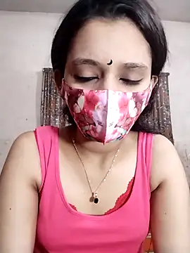 Snapshot of night_queeen7 chatting on October 4, 2025, 9:49 pm night queeen7 online show from October 4, 2025, 9:49 pm