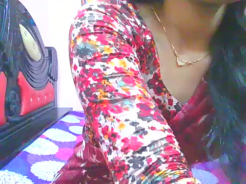 Snapshot of night_queeen7 chatting on November 27, 2025, 8:42 pm night queeen7 online show from November 27, 2025, 8:42 pm