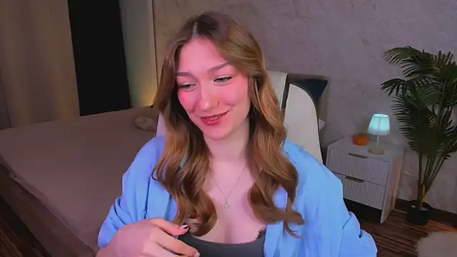 Snapshot of AngelAnabelle chatting on November 16, 2025, 8:46 pm AngelAnabelle online show from November 16, 2025, 8:46 pm