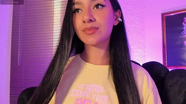 anne leee online show from April 6, 2026, 1:34 am