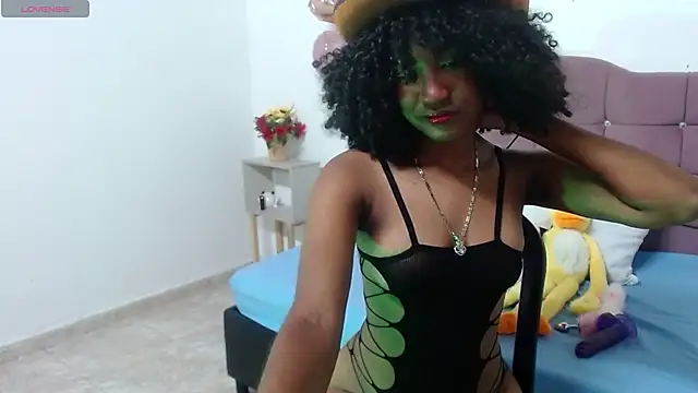 Cherry BloomK online show from November 19, 2025, 2:28 pm