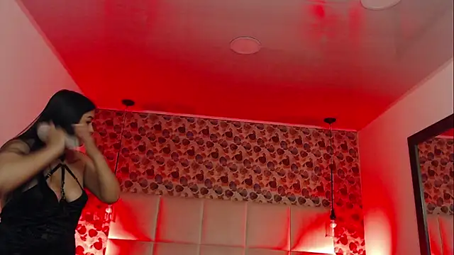 IssisLancaster online show from November 5, 2025, 11:13 am