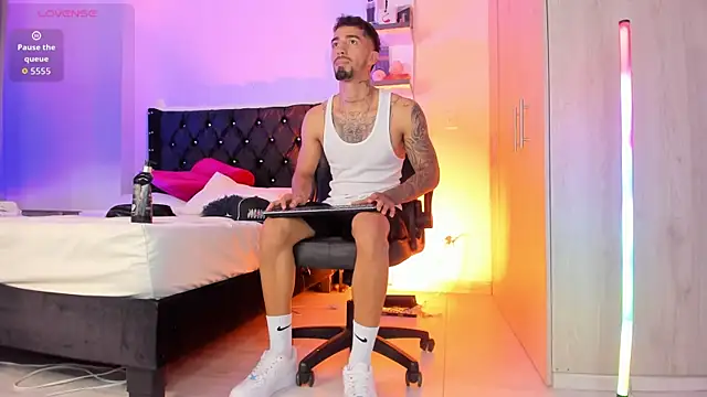  Duriel online show from April 3, 2026, 11:00 pm