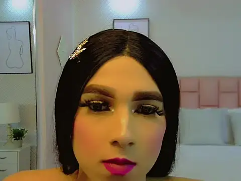 Luna LaFontaine online show from October 10, 2025, 12:06 pm