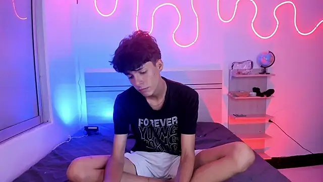 luccas ferreira online show from November 1, 2025, 7:19 pm