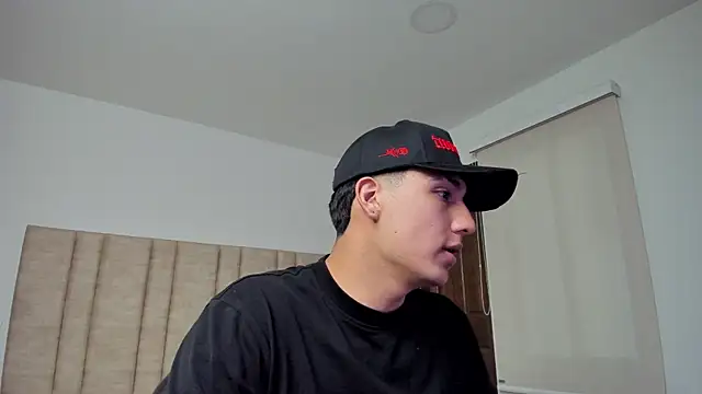 Snapshot of CHRIS_MORGAN1 chatting on November 4, 2025, 12:03 am CHRIS MORGAN1 online show from November 4, 2025, 12:03 am