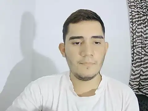 Snapshot of camilowhite_1 chatting on October 20, 2025, 7:03 pm camilowhite 1 online show from October 20, 2025, 7:03 pm