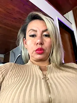 Snapshot of GisellTorres36 chatting on November 30, 2025, 2:56 am GisellTorres36 online show from November 30, 2025, 2:56 am