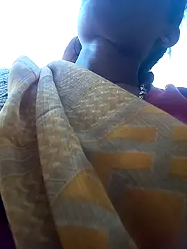 Mona7070 online show from October 5, 2025, 9:22 am