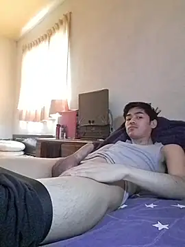 DanielTorres1 online show from April 17, 2026, 4:32 pm