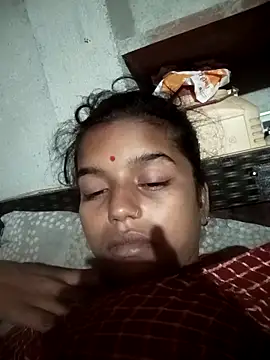 Snapshot of Cuty_kanchna chatting on November 10, 2025, 11:43 pm Cuty kanchna online show from November 10, 2025, 11:43 pm