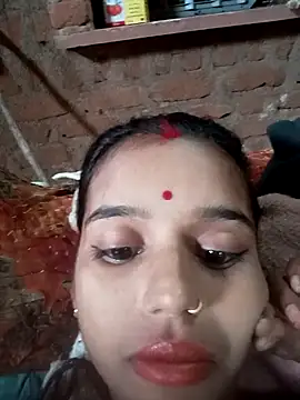 Snapshot of Cuty_kanchna chatting on October 29, 2025, 5:39 am Cuty kanchna online show from October 29, 2025, 5:39 am