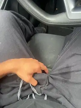 Snapshot of ayrtonmen chatting on October 17, 2025, 1:13 pm ayrtonmen online show from October 17, 2025, 1:13 pm