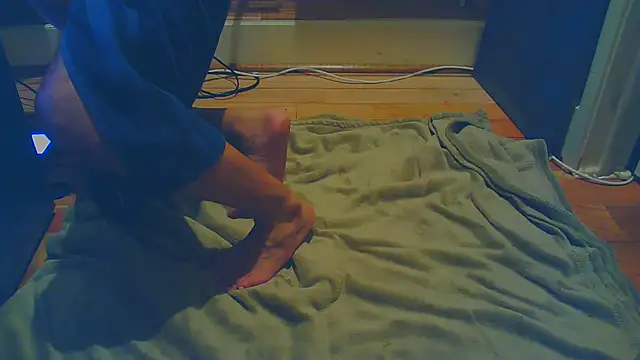 xxhtowndudexxx online show from April 24, 2026, 10:56 pm