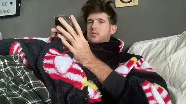 Snapshot of VersaGoo chatting on November 8, 2025, 9:13 am VersaGoo online show from November 8, 2025, 9:13 am