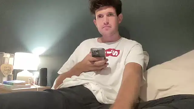 Snapshot of VersaGoo chatting on October 2, 2025, 5:49 pm VersaGoo online show from October 2, 2025, 5:49 pm