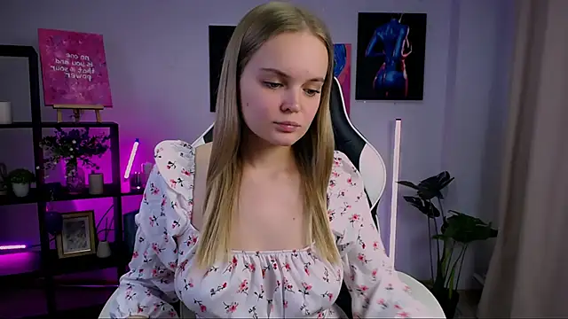 MargoBlonde online show from November 21, 2025, 2:49 pm