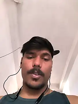 honestbbadboy online show from November 14, 2025, 7:12 am