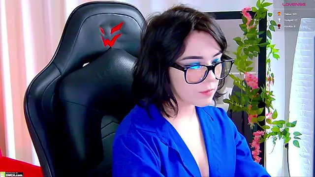 Snapshot of Kelly_foox chatting on November 25, 2025, 9:09 am Kelly foox online show from November 25, 2025, 9:09 am