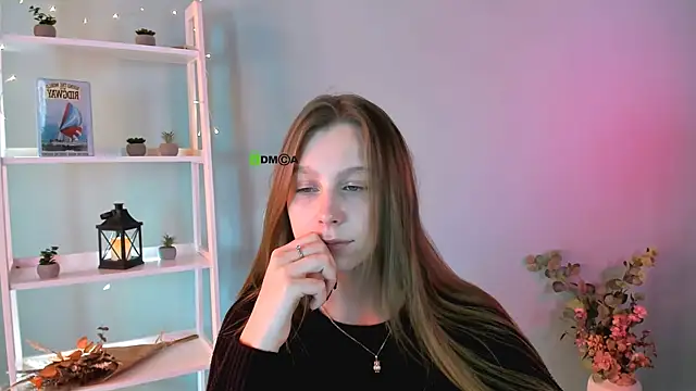 Snapshot of esme_moore_ chatting on October 4, 2025, 8:49 am esme moore  online show from October 4, 2025, 8:49 am