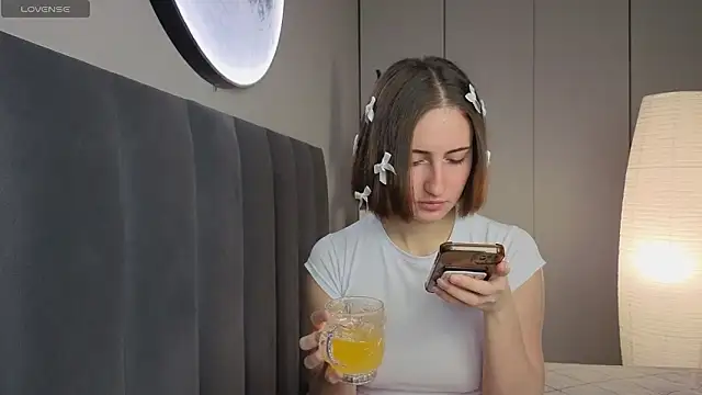 Snapshot of Dark_Project chatting on February 6, 2026, 7:15 am Dark Project online show from February 6, 2026, 7:15 am