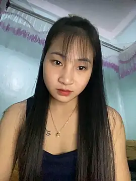 banlinh004 online show from October 10, 2025, 3:02 pm