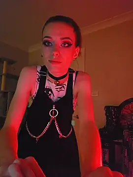 Snapshot of lonely_Cosplay_chick chatting on October 30, 2025, 3:31 pm lonely Cosplay chick online show from October 30, 2025, 3:31 pm