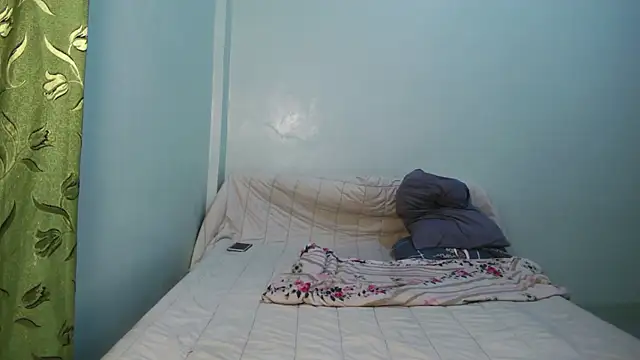 TeaseNPlease 13 online show from January 18, 2026, 4:10 pm