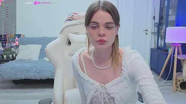 xAlisontiny online show from November 30, 2025, 10:10 pm