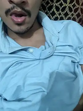 sunny5092 online show from November 6, 2025, 6:45 pm