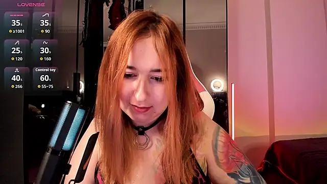Snapshot of MissNyrra chatting on October 12, 2025, 2:35 am MissNyrra online show from October 12, 2025, 2:35 am