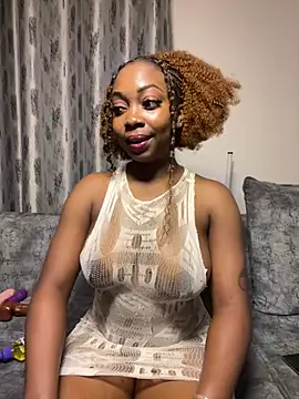 cocoluvx online show from February 6, 2026, 3:02 am