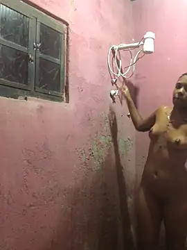 Lorennapires online show from March 27, 2026, 10:11 pm