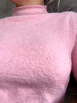 Daiana Andra online show from November 10, 2025, 9:58 am