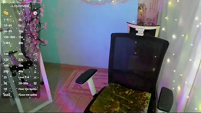 Snapshot of Mona_Esty chatting on July 11, 2026, 6:46 am Mona Esty online show from July 11, 2026, 6:46 am