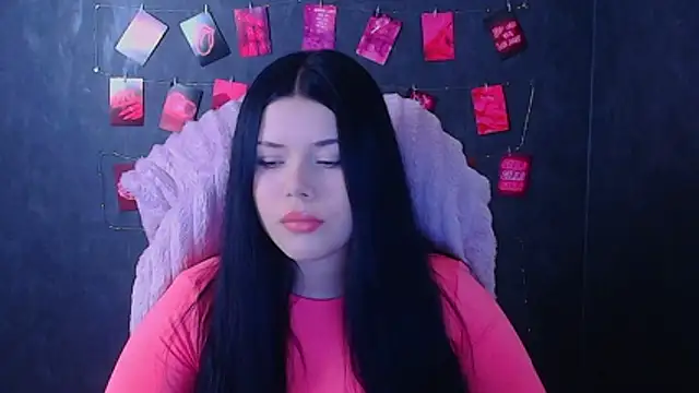 Snapshot of Mona_Esty chatting on November 6, 2025, 6:34 pm Mona Esty online show from November 6, 2025, 6:34 pm