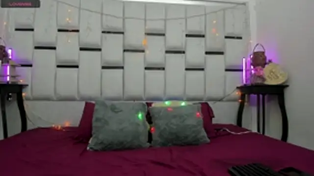 saaracoleman online show from December 5, 2025, 8:50 pm