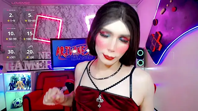 katalina-hot1 online show from November 30, 2025, 3:13 pm