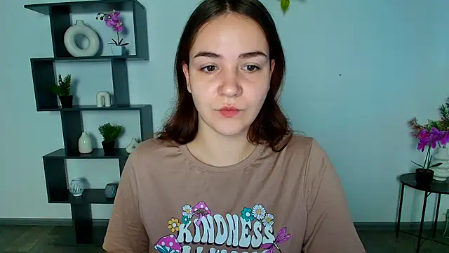 Snapshot of OliviaMontgommery chatting on November 19, 2025, 6:24 am OliviaMontgommery online show from November 19, 2025, 6:24 am