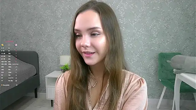 Snapshot of SweetSaraPie chatting on October 13, 2025, 7:26 pm SweetSaraPie online show from October 13, 2025, 7:26 pm