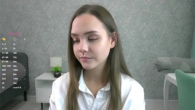 Snapshot of SweetSaraPie chatting on October 30, 2025, 7:11 pm SweetSaraPie online show from October 30, 2025, 7:11 pm