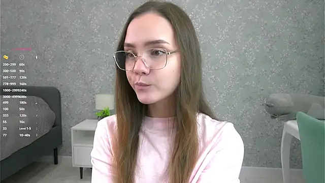 Snapshot of SweetSaraPie chatting on November 15, 2025, 7:18 pm SweetSaraPie online show from November 15, 2025, 7:18 pm