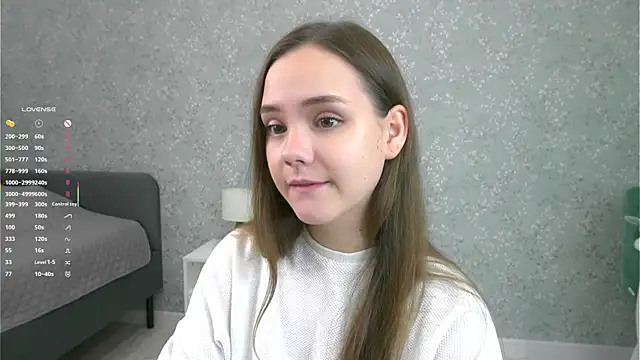 Snapshot of SweetSaraPie chatting on October 7, 2025, 6:53 pm SweetSaraPie online show from October 7, 2025, 6:53 pm