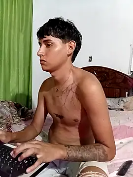 Snapshot of Luisneljc chatting on February 28, 2026, 5:34 pm Luisneljc online show from February 28, 2026, 5:34 pm