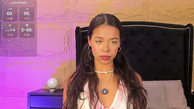 Snapshot of naomi_hill1 chatting on November 20, 2025, 9:47 pm naomi hill1 online show from November 20, 2025, 9:47 pm