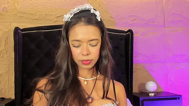 Snapshot of naomi_hill1 chatting on December 4, 2025, 10:20 pm naomi hill1 online show from December 4, 2025, 10:20 pm