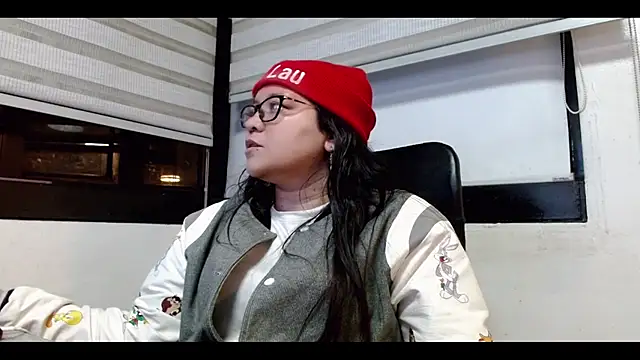 Snapshot of Xander_Taylor_ chatting on October 25, 2025, 4:22 am Xander Taylor  online show from October 25, 2025, 4:22 am